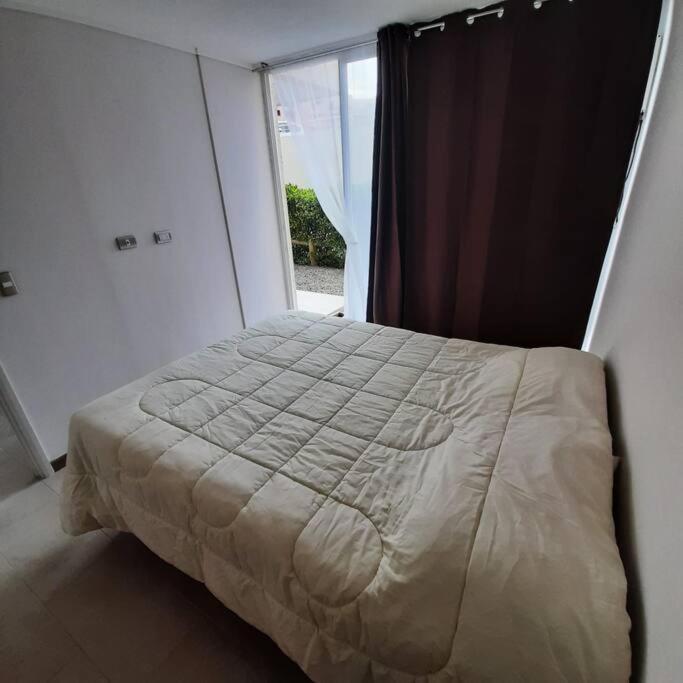 Hermoso Dto En Piso 1 Ubicado En 4 Esquinas Serena Apartamento